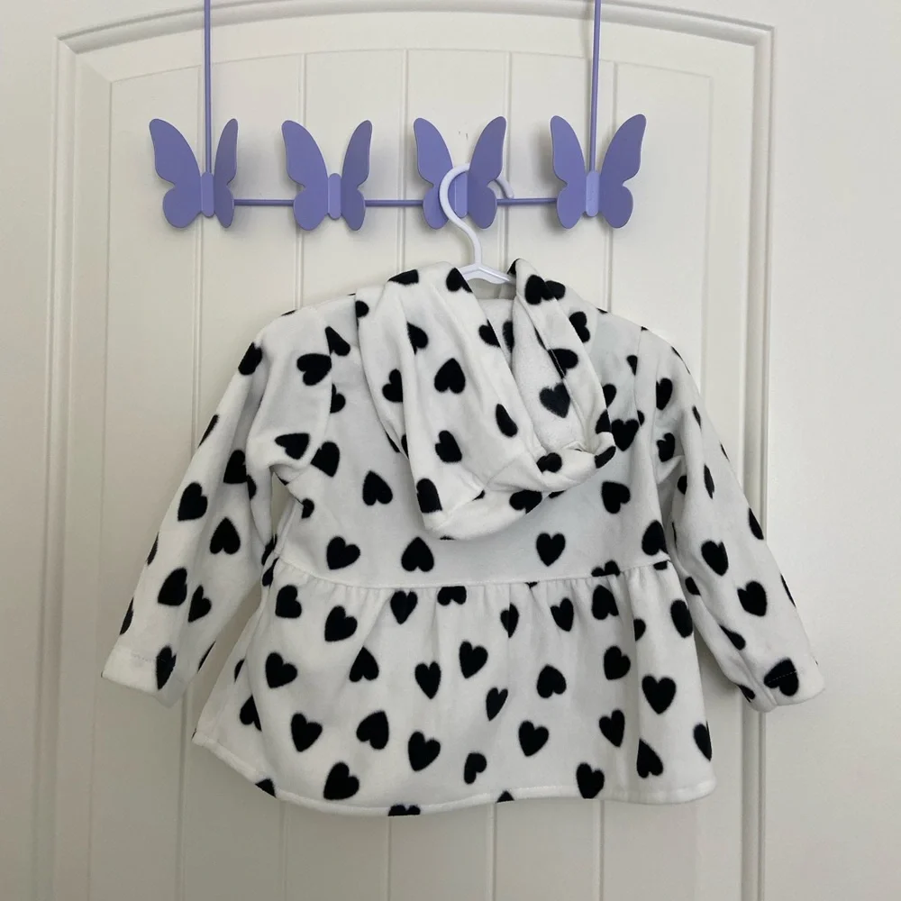 EUC Carter’s girl’s white black heart dotted fleece hooded sparkle button jacket